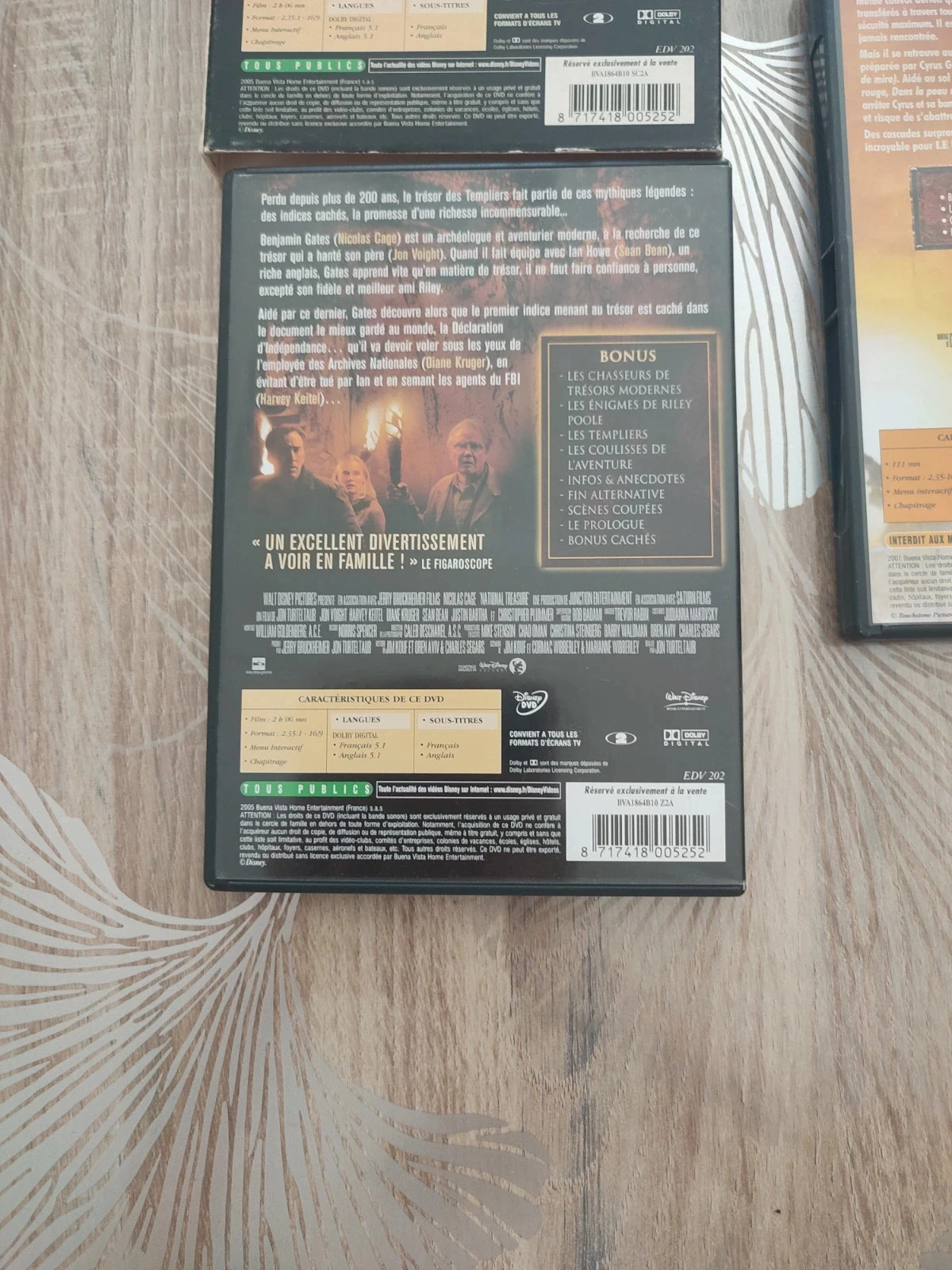 Lote de dos DVD de acción de Nicolas Cage – photo 2
